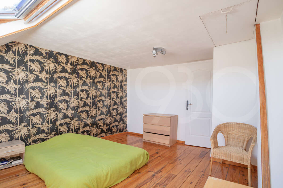 De beaux volumes: 3 chambres, dressing et aucun travaux - photo 14