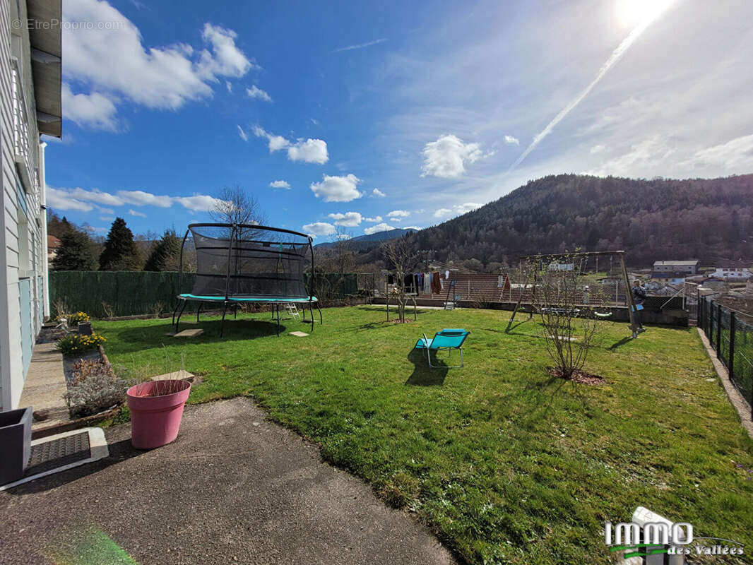 Maison à FRESSE-SUR-MOSELLE