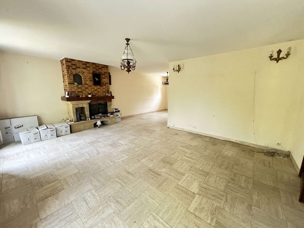 Maison à LA FERTE-ALAIS