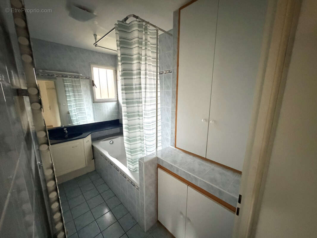 Maison à SAINT-ETIENNE-DE-CUINES