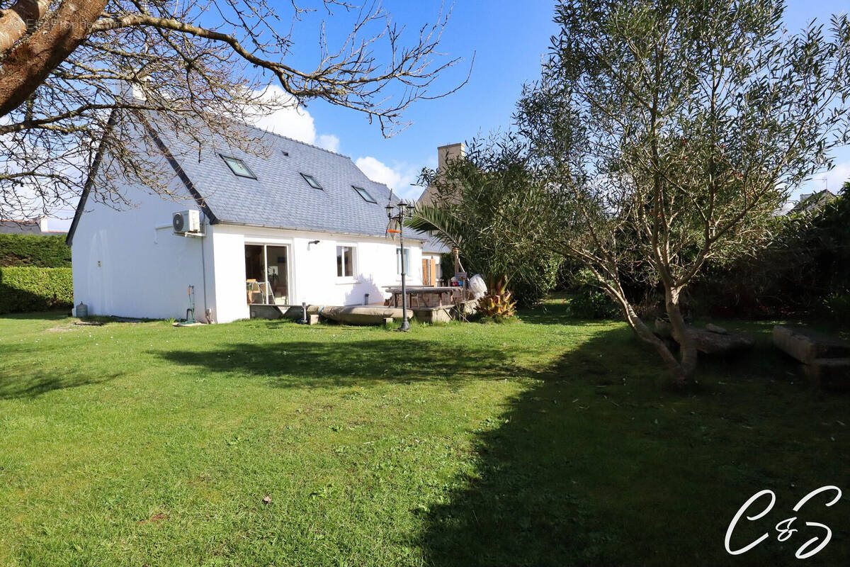 Maison à PLOBANNALEC-LESCONIL