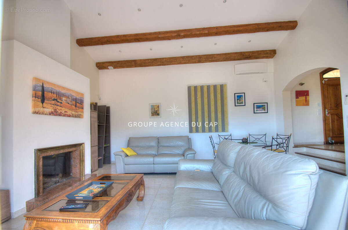 Maison à SAINT-RAPHAEL