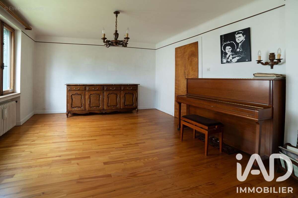 Maison 127 m² à Metz  - photo 4