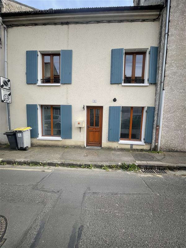 Maison à LUZARCHES