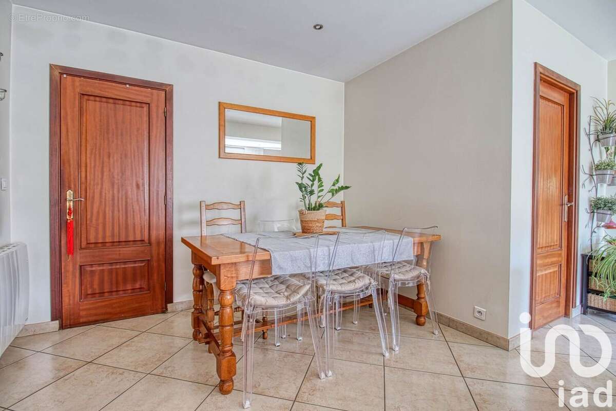 Photo 3 - Maison à CONFLANS-SAINTE-HONORINE