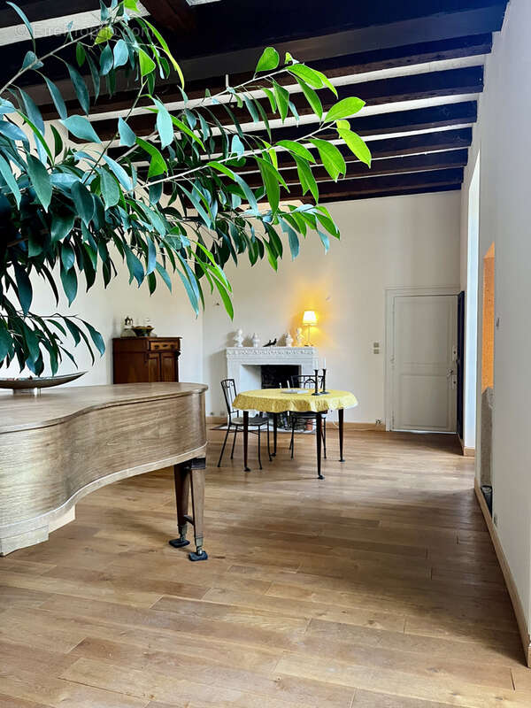 Maison à MIREBEAU
