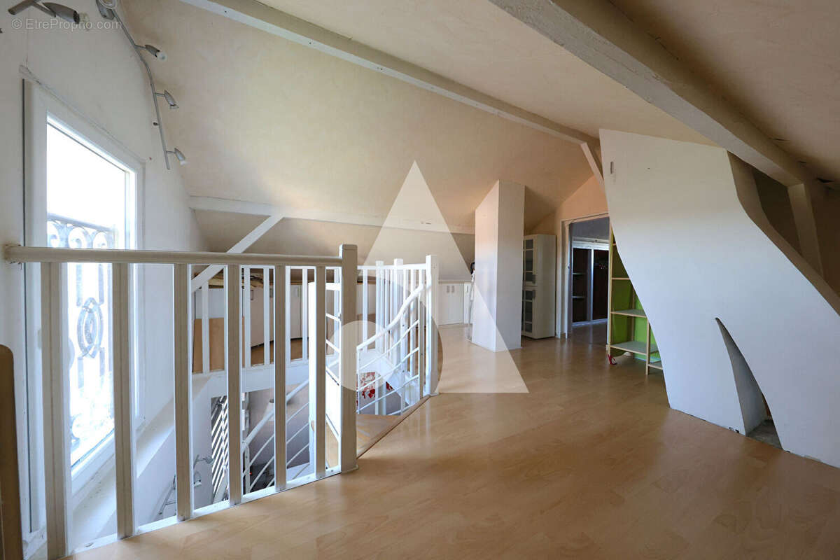 Maison à VIGNEUX-SUR-SEINE