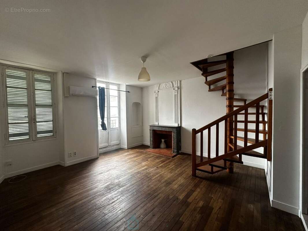 Maison à RIBERAC