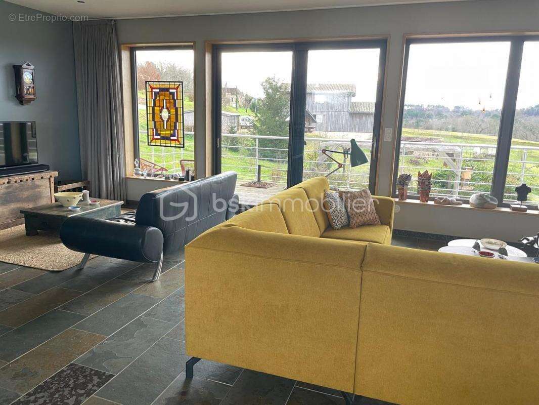 Maison à VILLEFRANCHE-DU-PERIGORD