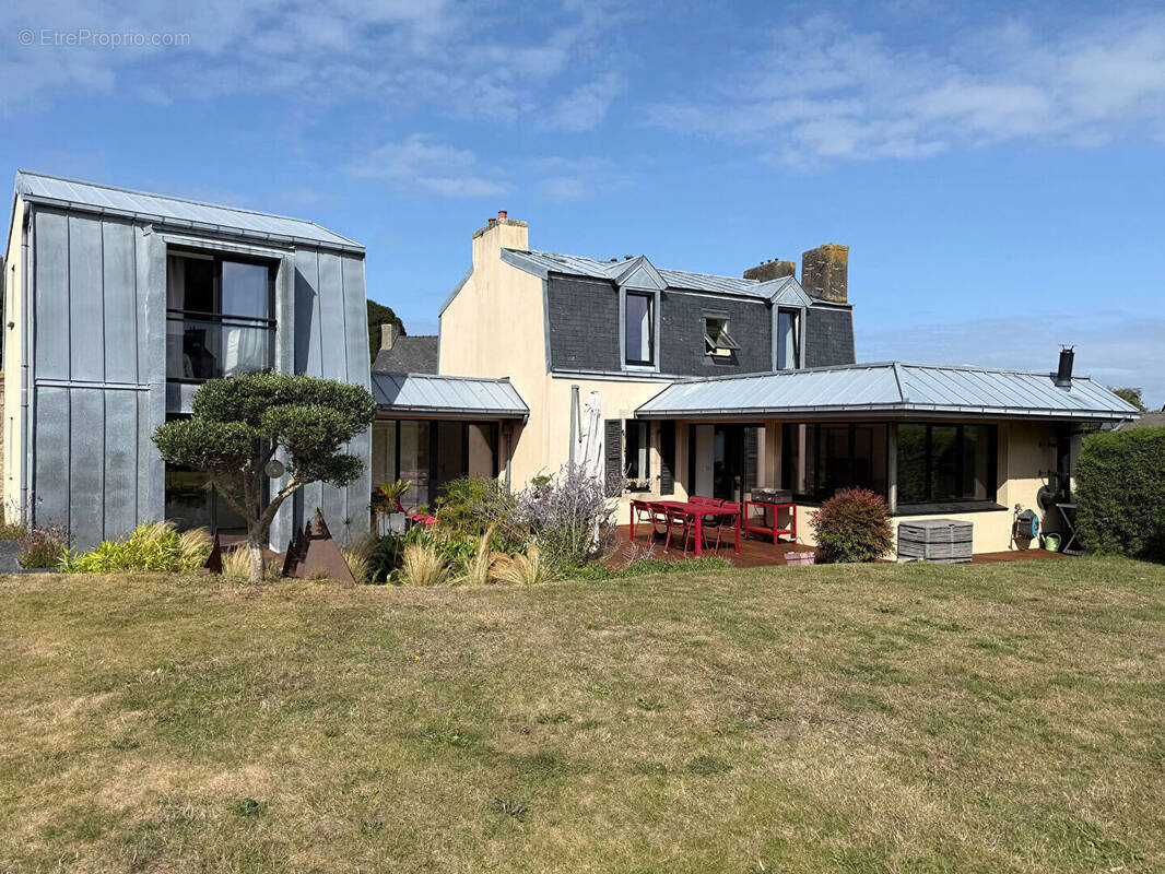 Maison à SAINT-POL-DE-LEON