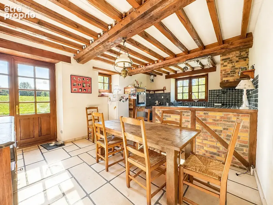 Ensemble immobilier sur 1.3 ha - 5 minutes de l’A84 - photo 5