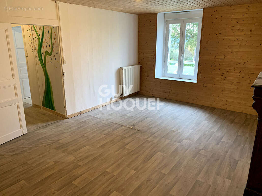 Maison à LA CHAPELLE-NEUVE