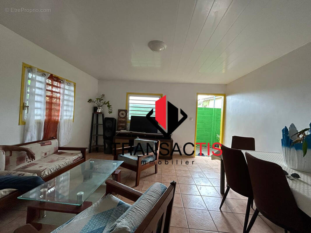 Appartement à MATOURY