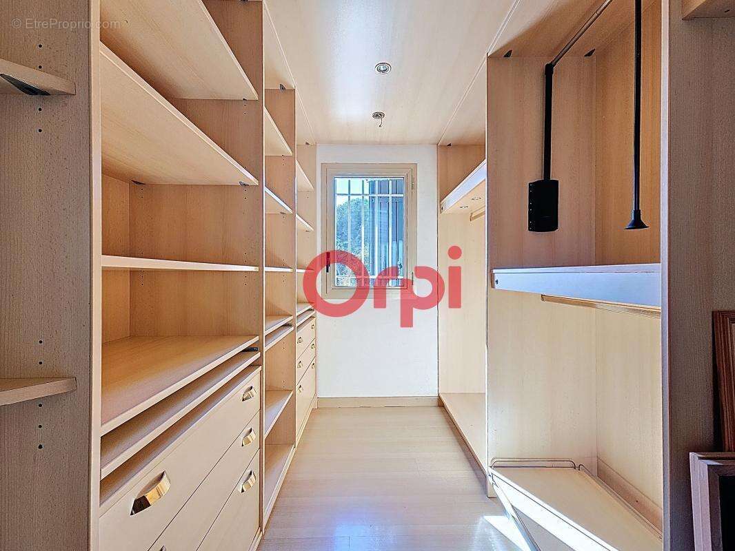 Maison à SIX-FOURS-LES-PLAGES