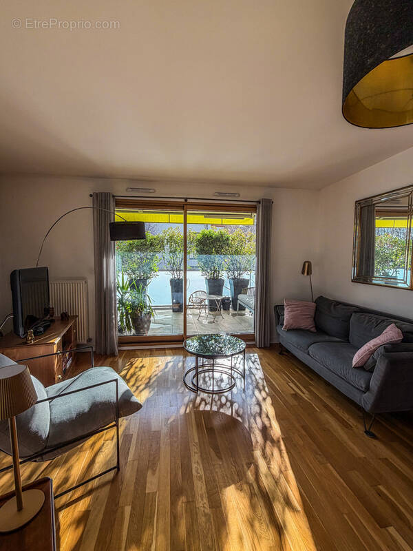 Appartement à SAINT-CYR-AU-MONT-D'OR