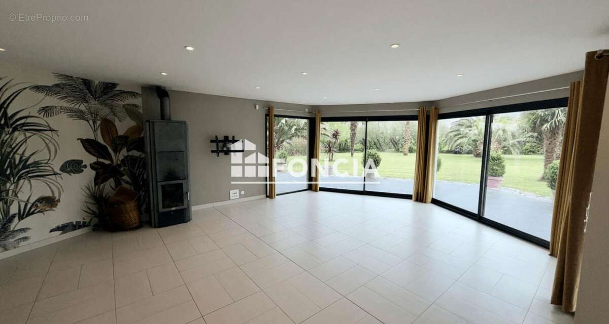 Maison à GUIPRONVEL