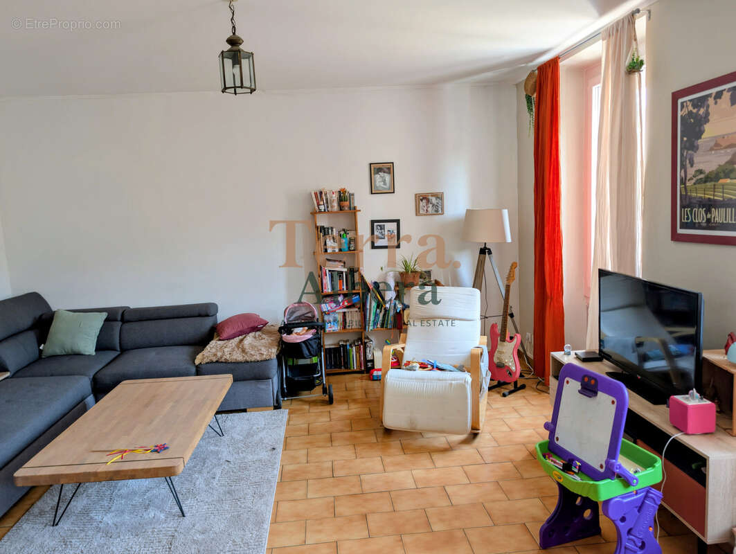 Laroque-des-Albères — Immeuble de rapport, opportunité rare en centre village - photo 8
