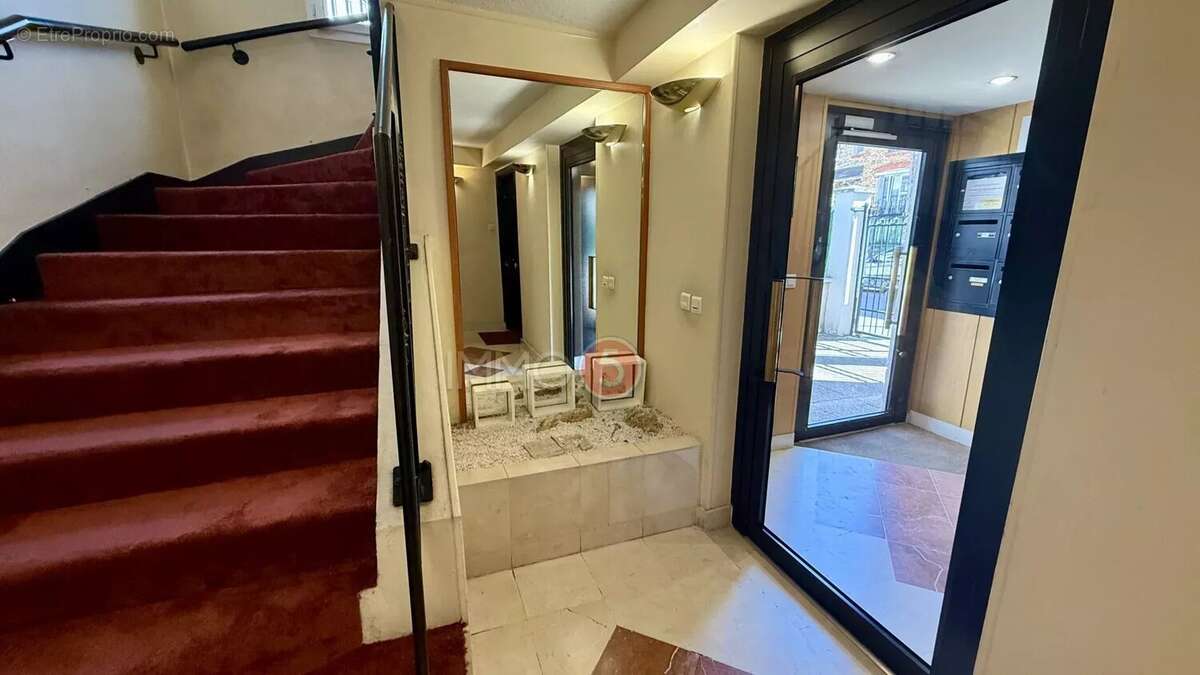 Appartement à LES PAVILLONS-SOUS-BOIS