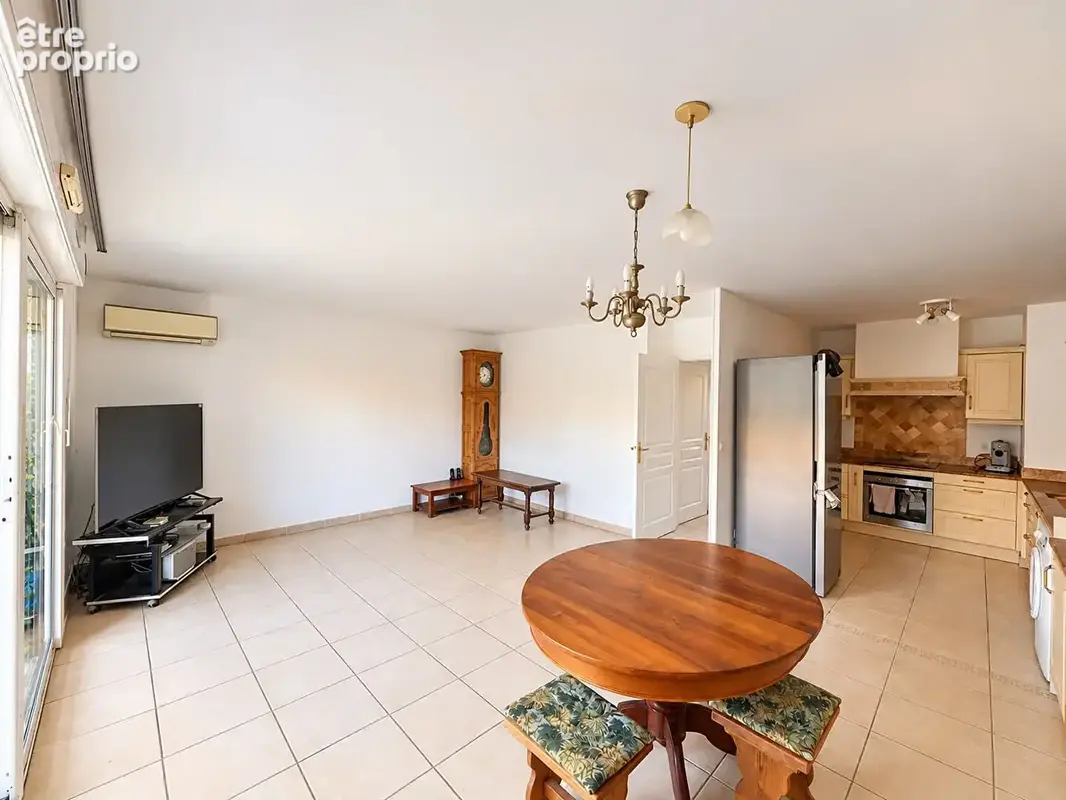 Appartement/Maison Fréjus 116m2 avec Garage, cave, jardin et parking libre - photo 8