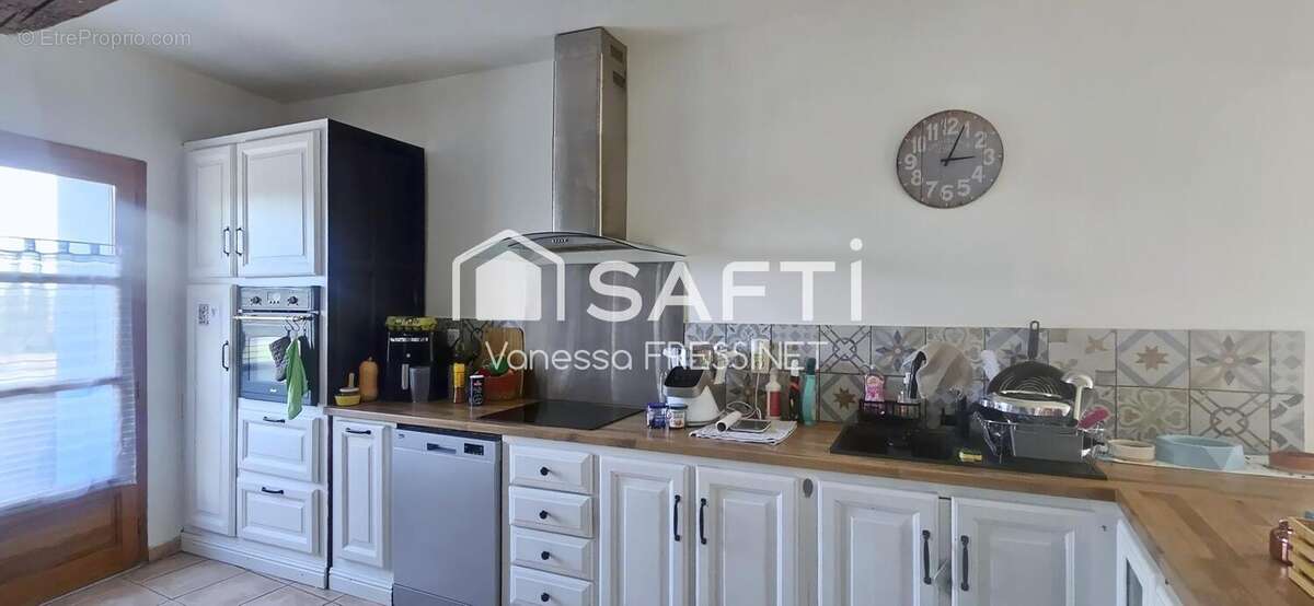 Maison 113 m² à Lezignan-La-Cebe  - photo 3