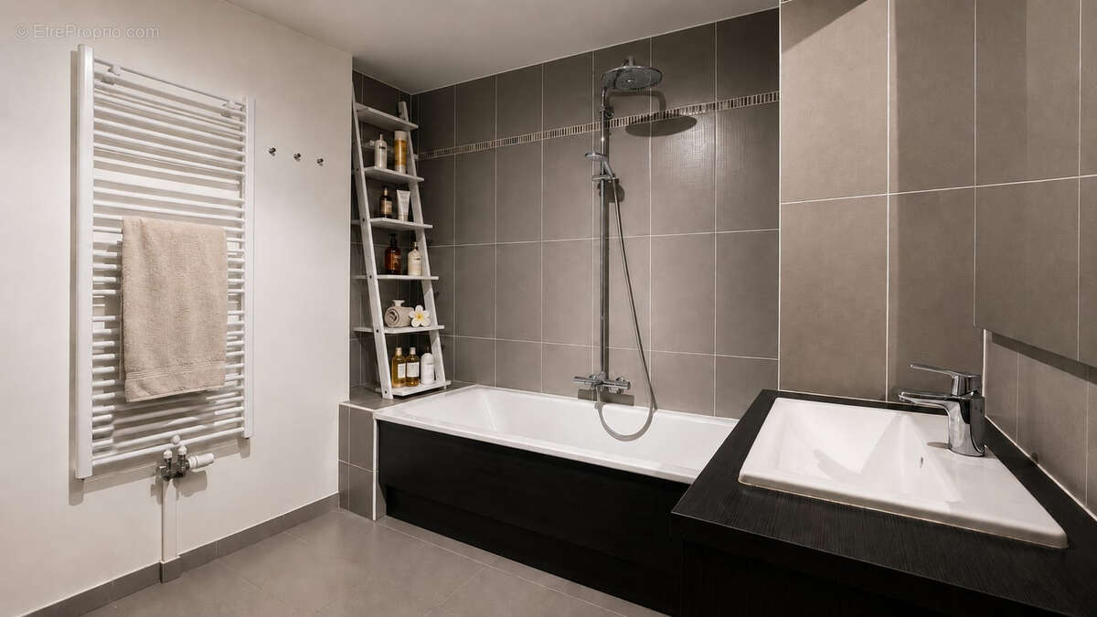 Appartement à MAISONS-ALFORT