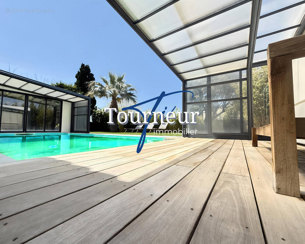 Maison à SIX-FOURS-LES-PLAGES