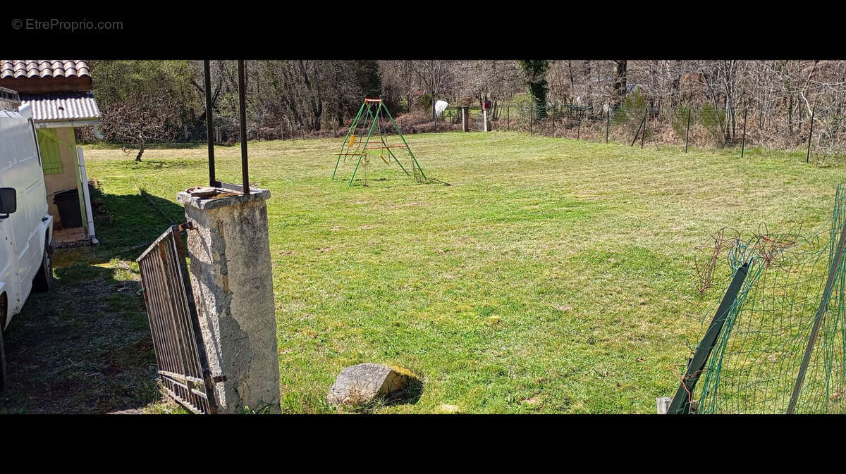 Maison à COGNAC-LA-FORET