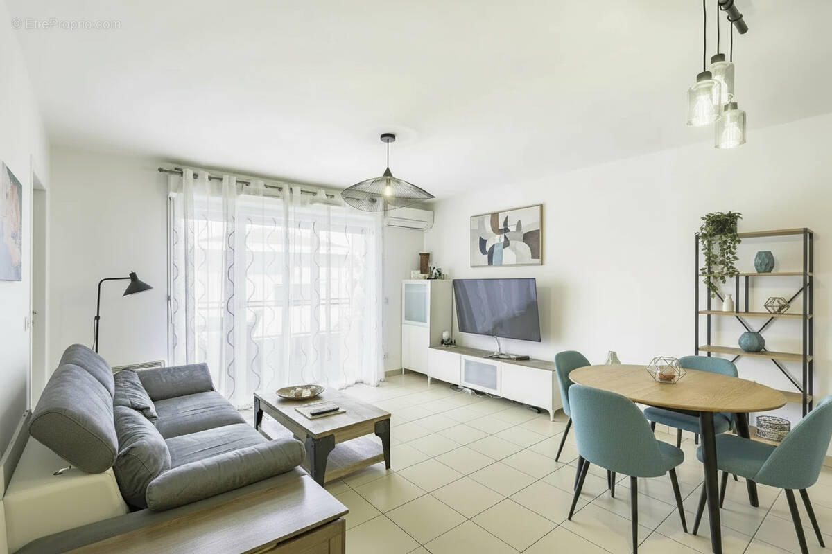 Appartement à MARSEILLE-13E