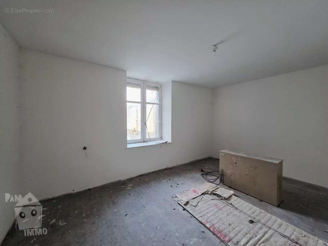 Maison à NOVIANT-AUX-PRES