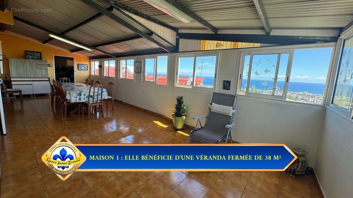 Maison à SAINT-DENIS