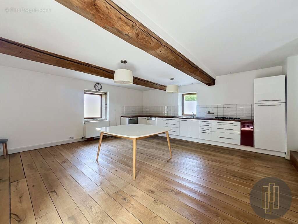 Maison à MISERIEUX