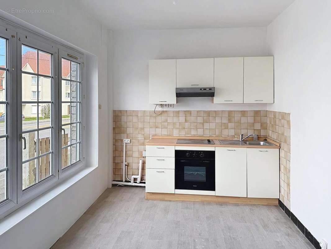 Photo 2 - Appartement à SAINT-MARTIN-BOULOGNE