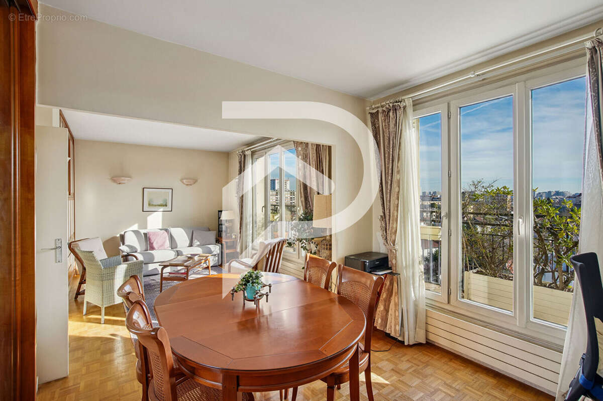 Appartement à COLOMBES