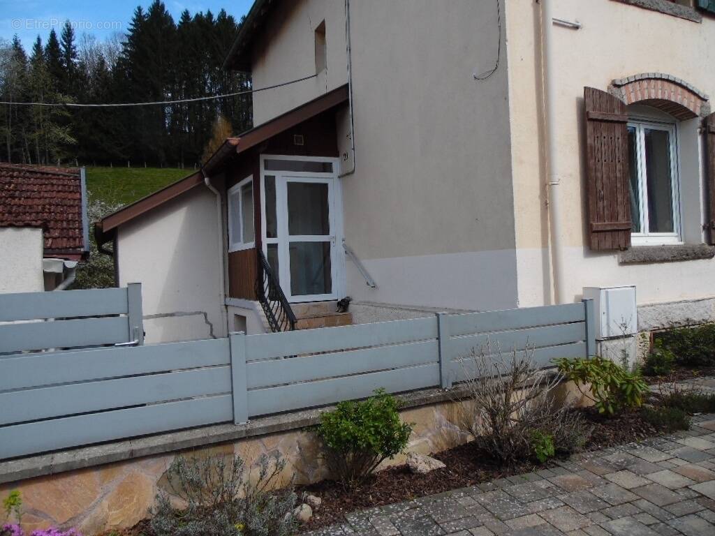 Appartement à SENONES