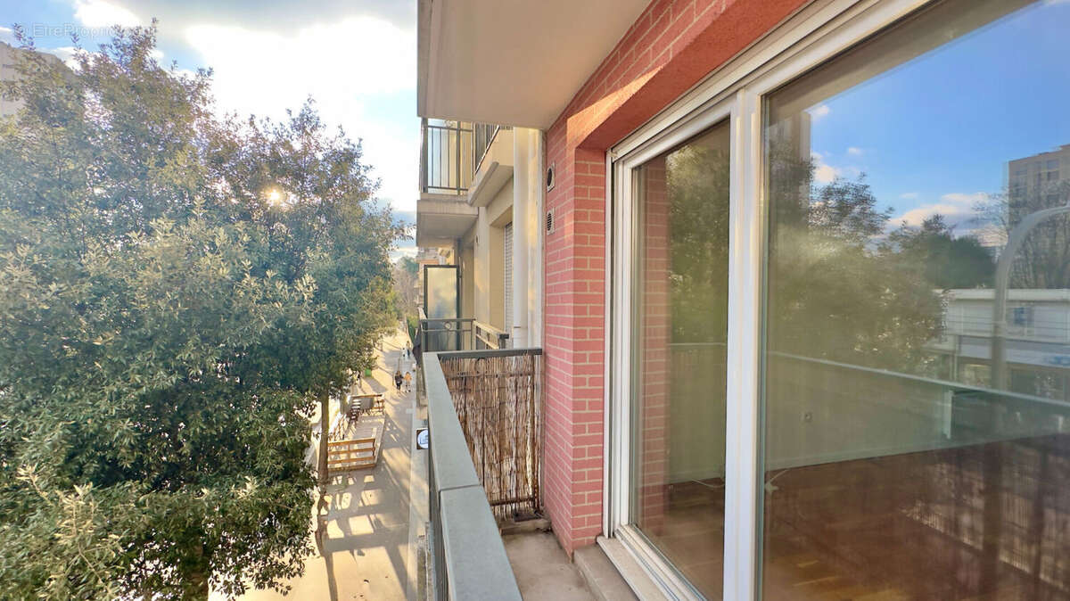 Appartement à CHATILLON