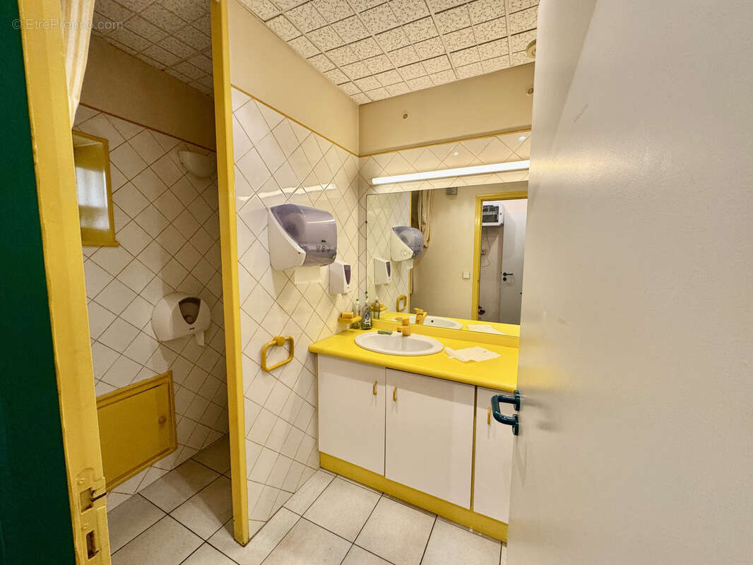 Appartement à LAUDUN-L&#039;ARDOISE