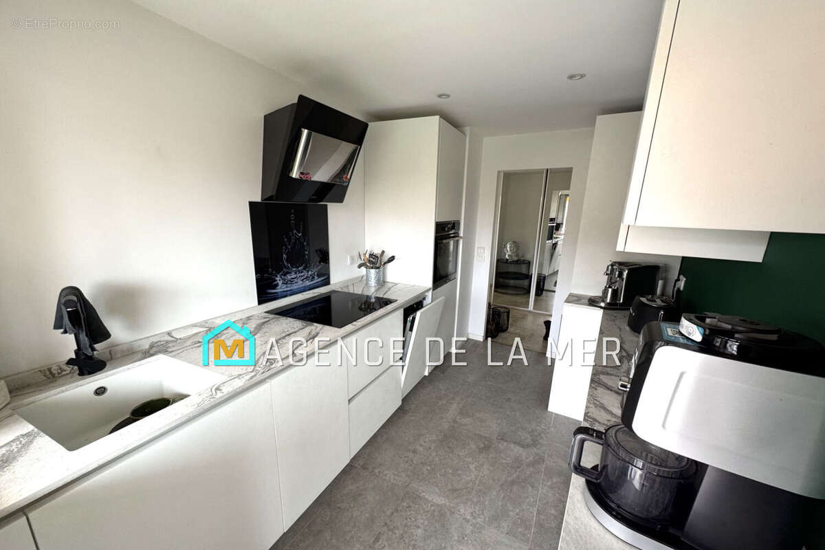 Appartement à MANDELIEU-LA-NAPOULE