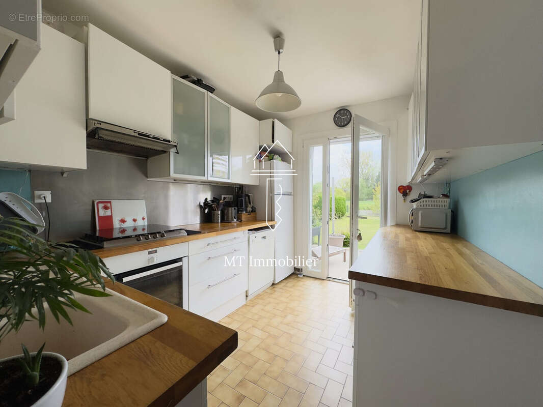 Maison à HUBY-SAINT-LEU