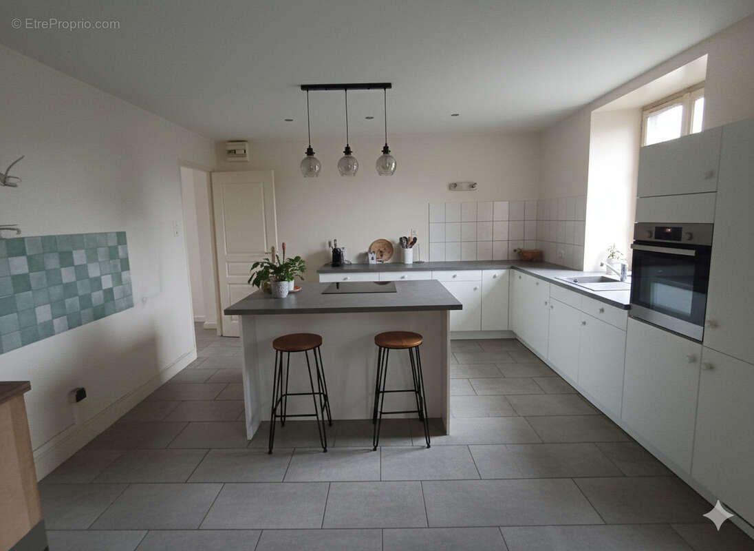 Maison à PLANCHER-BAS