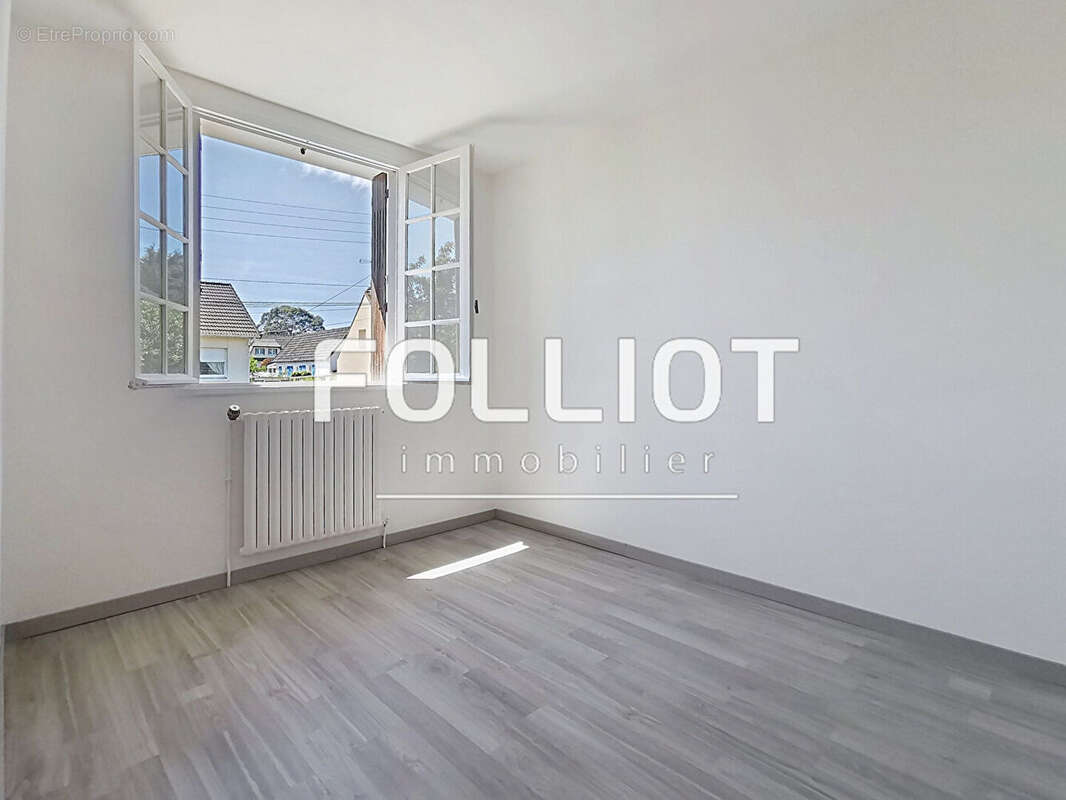 Maison agréable à vendre à Jullouville - photo 9