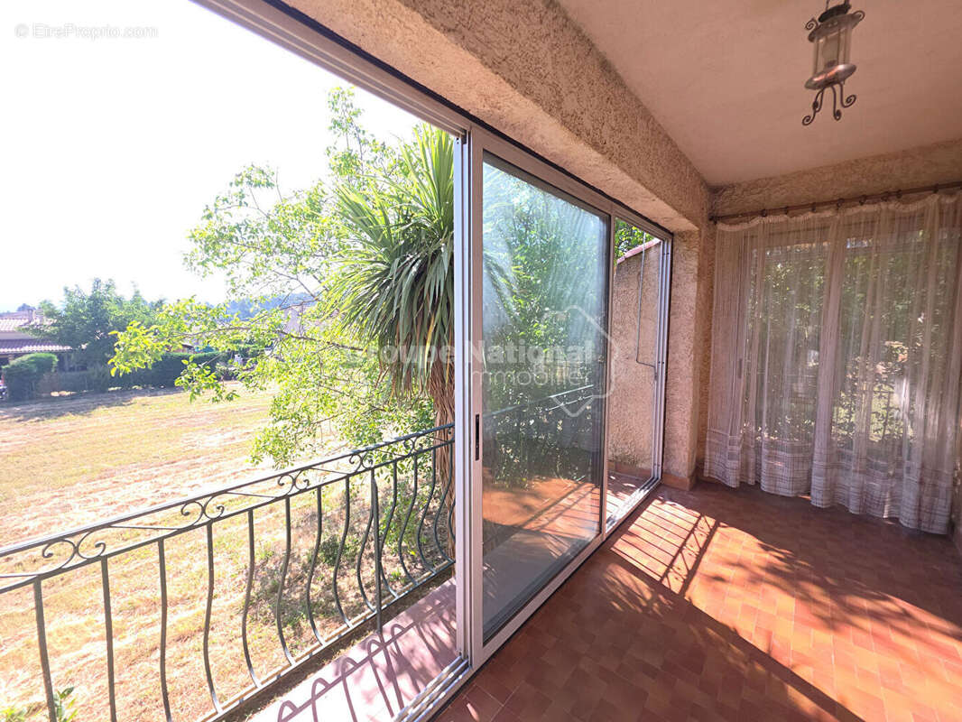 Maison à NANS-LES-PINS