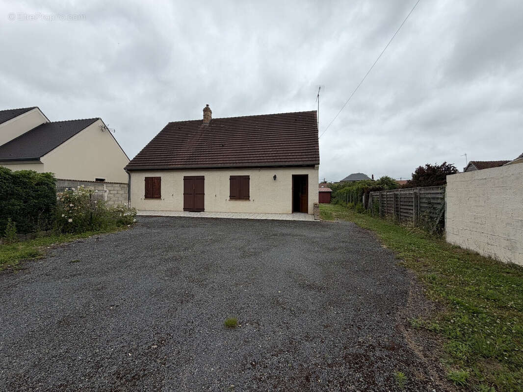 Maison de 90m² 2 - Maison à ETOUY