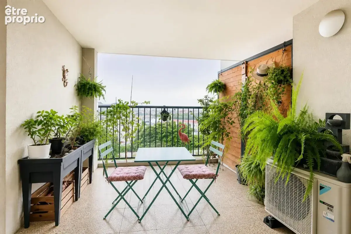 Appartement de 3 pièces de 60 m² à Marseille Capelette - photo 1