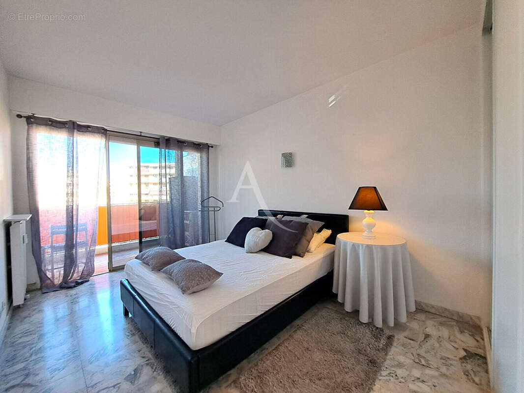 Appartement à CAGNES-SUR-MER