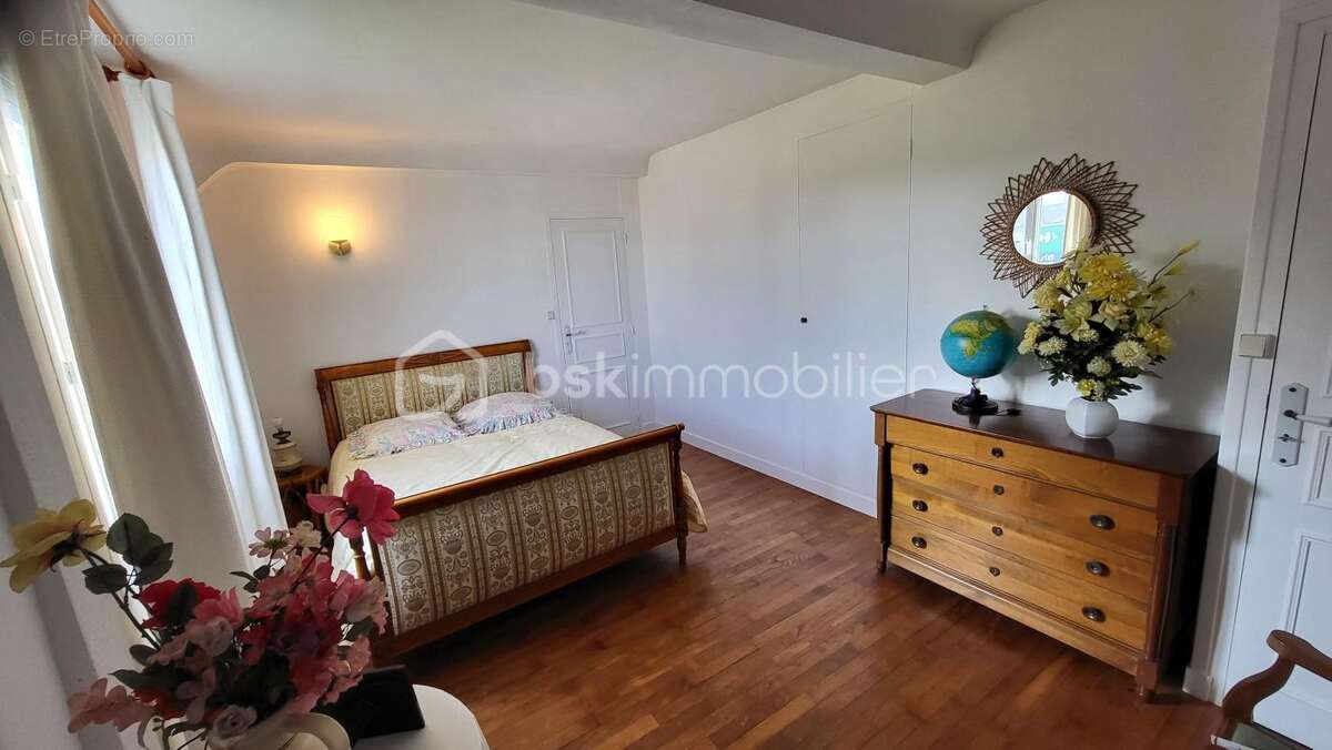 Maison à SAINT-SEVER-CALVADOS