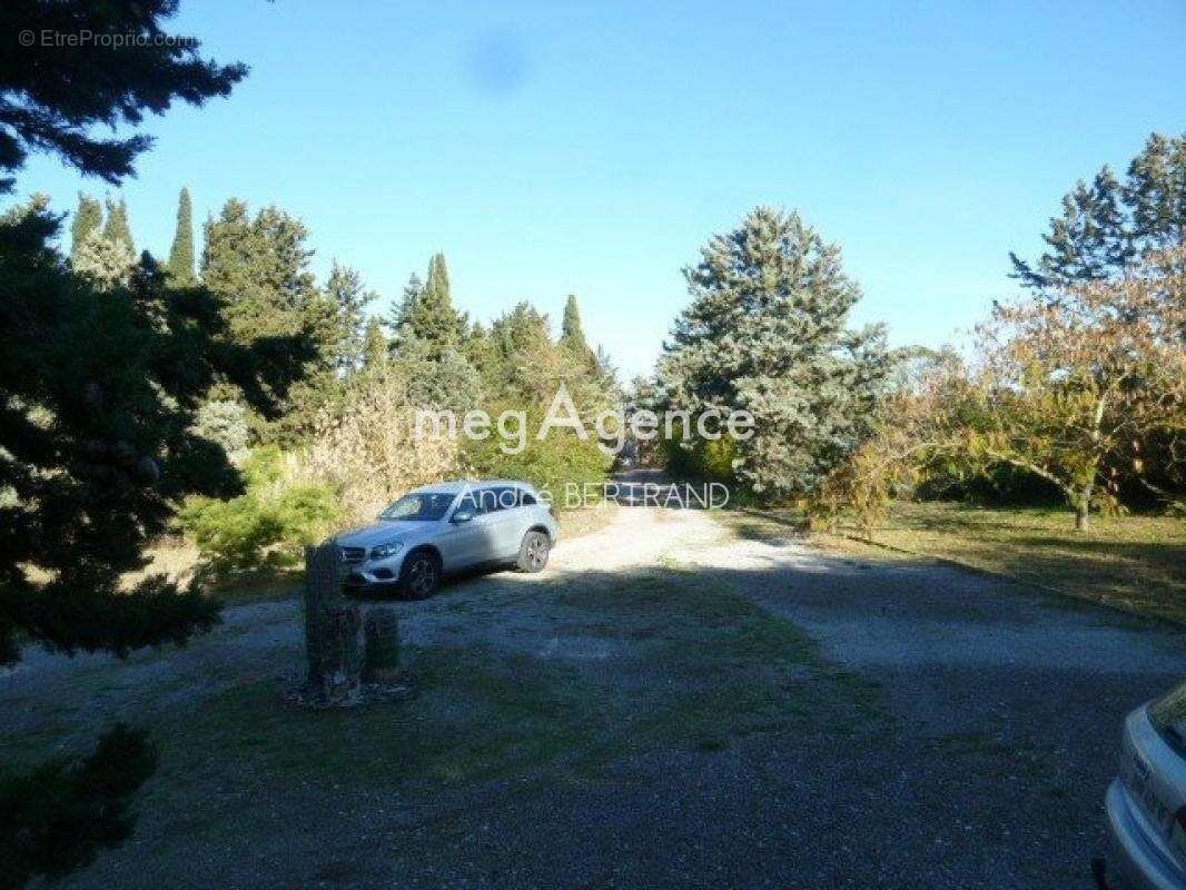 Maison à COLOMBIERS