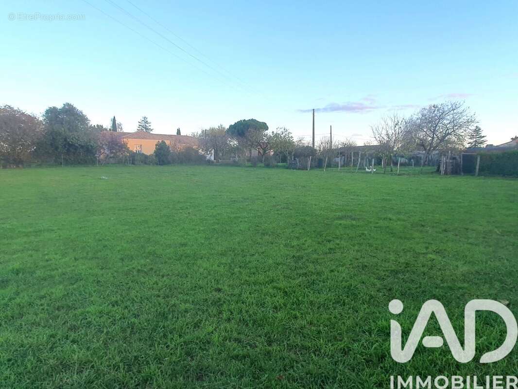 Photo 2 - Terrain à LE CHAMP-SAINT-PERE