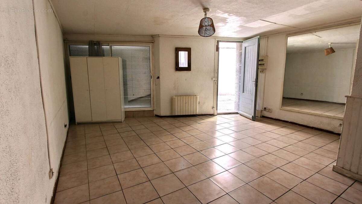Appartement à LE LUC