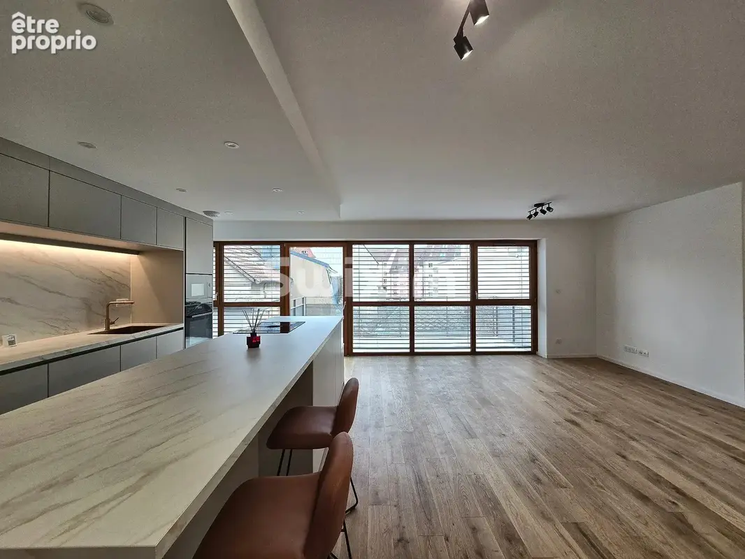 Colmar centre - Appartement 87 m², deux terrasses, ascenseur - photo 2