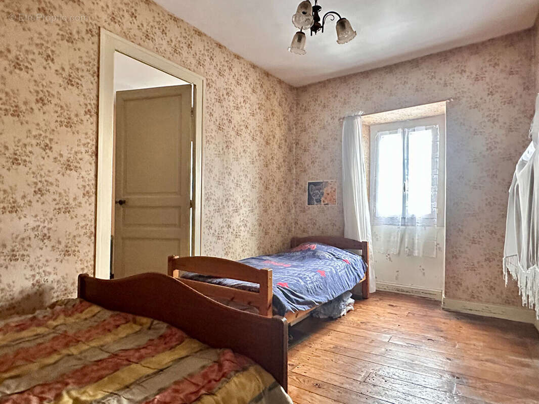 Maison à OLORON-SAINTE-MARIE